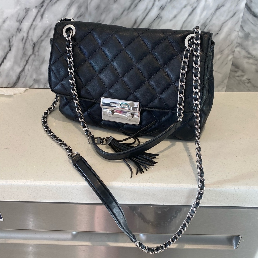 Michael kors quilted silver chain bag